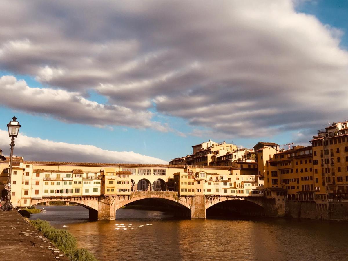 Bardi Luxury Dreams - Ponte Vecchio Apartment Florence Luaran gambar